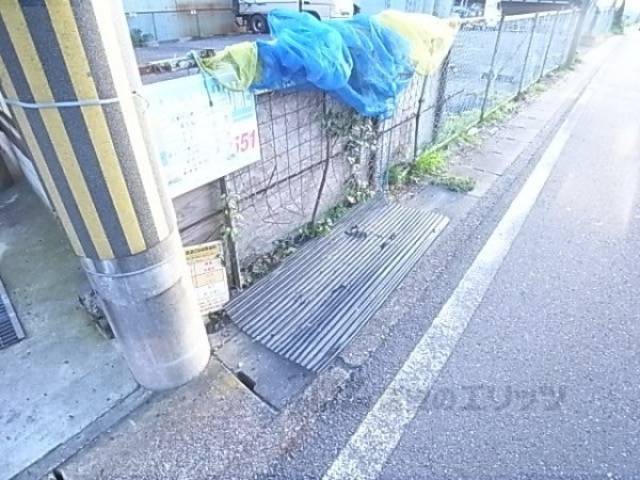 ゴミ出し場