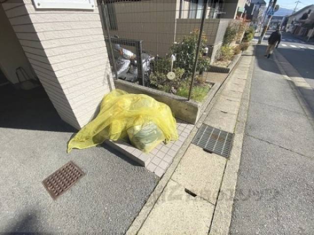 ゴミ置き場