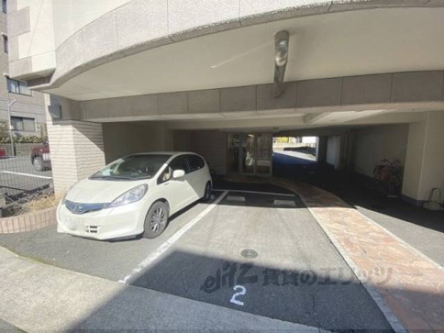 駐車場　外観