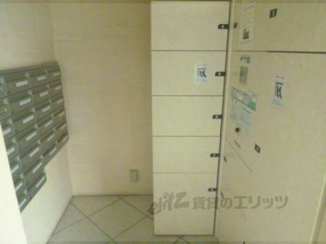 宅配ボックス