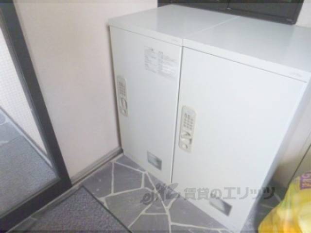 宅配ボックス