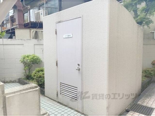 ゴミ置き場