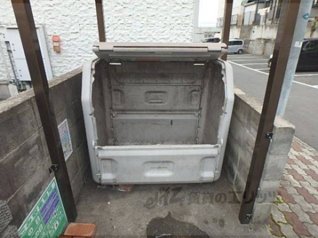 ゴミボックス