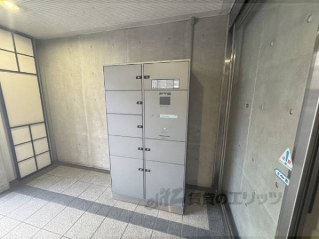 宅配ボックス