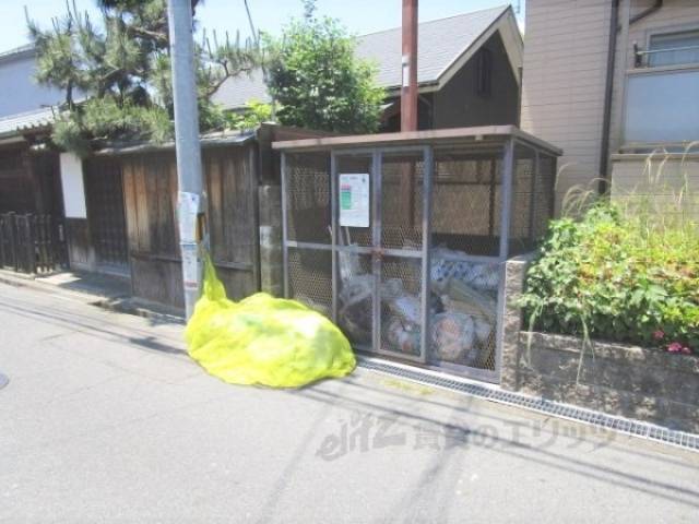 ゴミ置き場