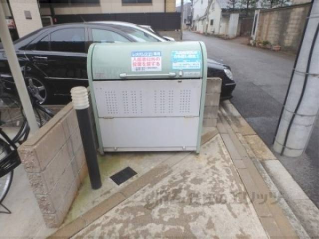 ゴミ置き場