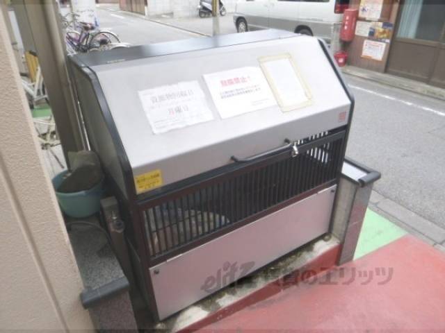 ゴミボックス
