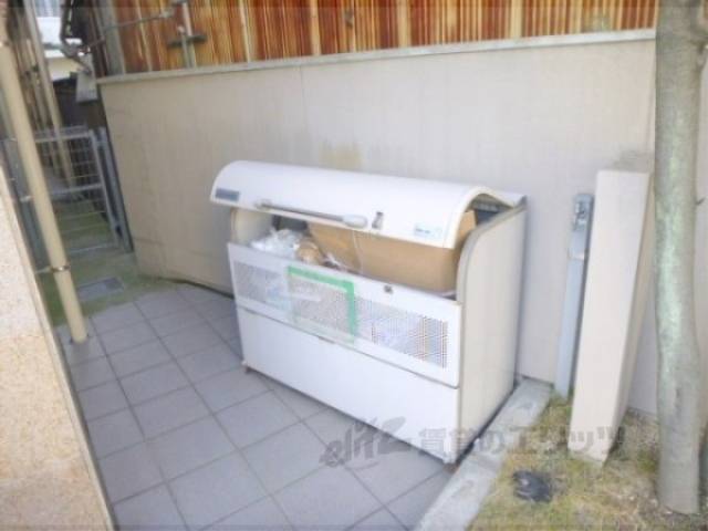 ゴミ置き場