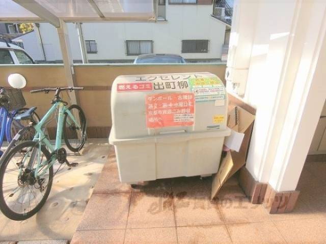 ゴミ置き場