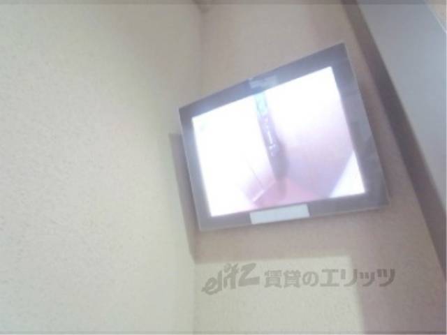 エレベーター　監視カメラ