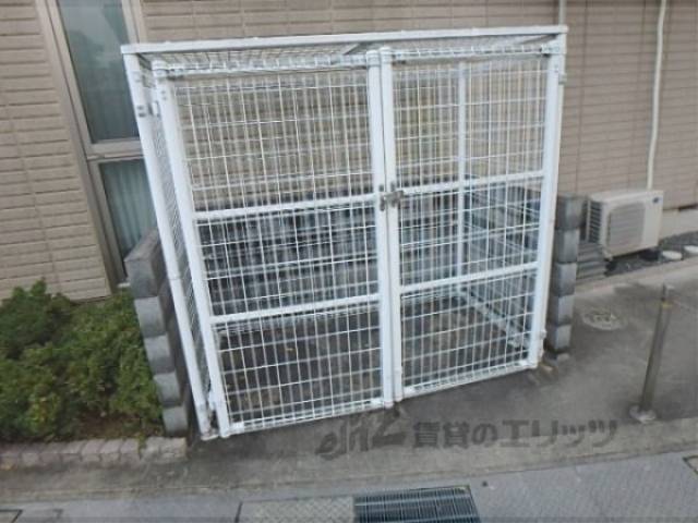 ゴミ置き場