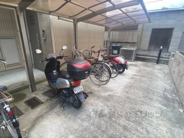駐輪場