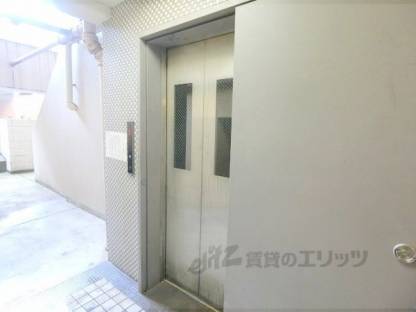 エレベーター