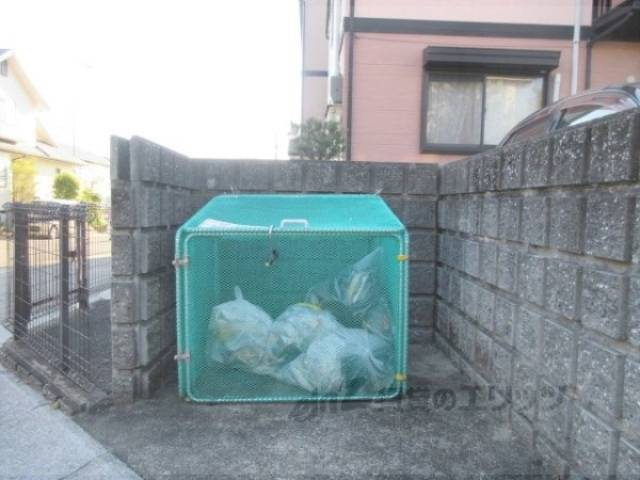 ゴミ置き場