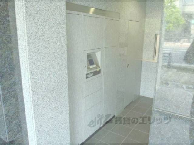 宅配ボックス