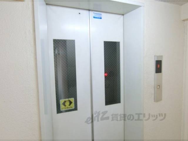 エレベーター