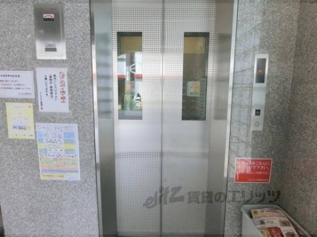 エレベーター