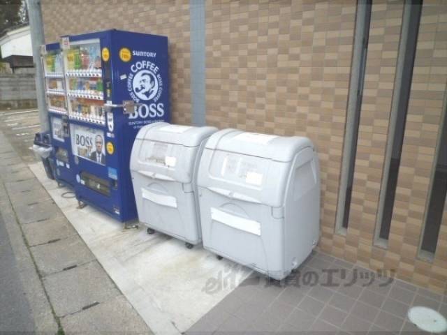 ごみボックス