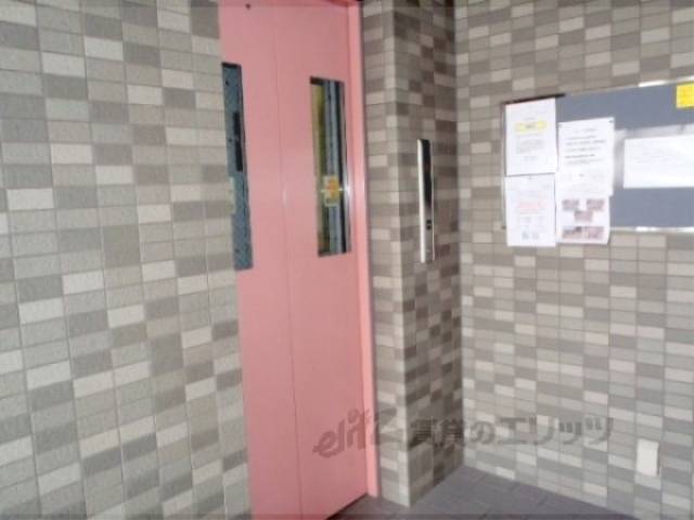 エレベーター