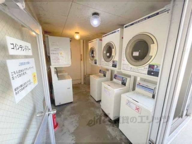 コインランドリー