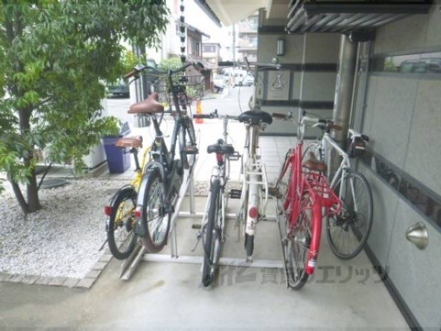 駐輪場