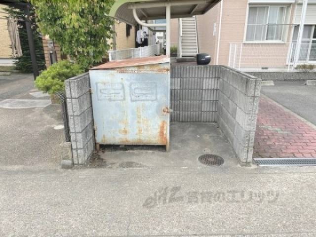 ゴミ置き場