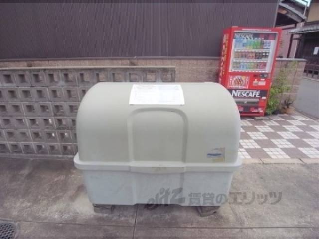 ゴミ置き場