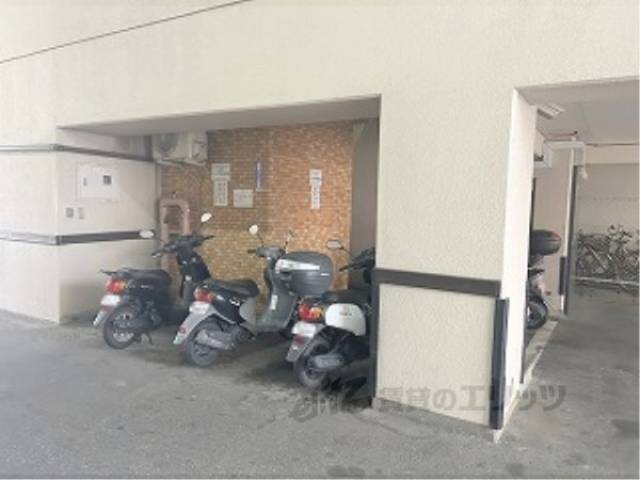 バイク置き場