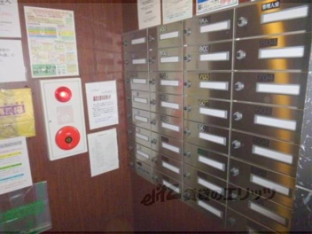 ロビー　集合ポスト