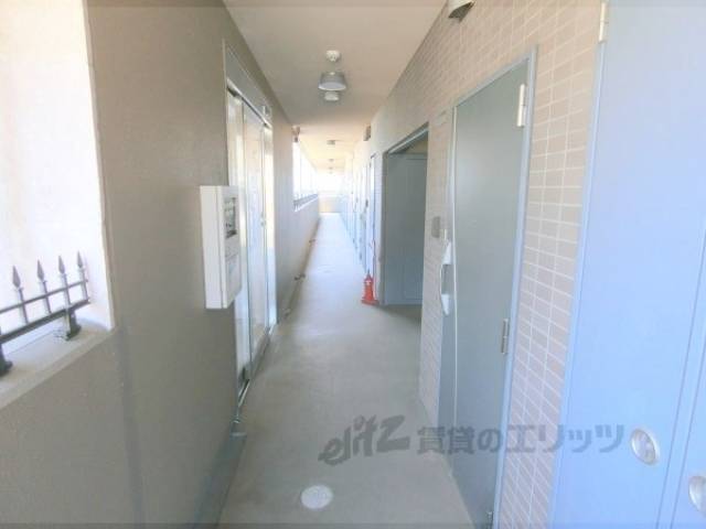廊下　1階