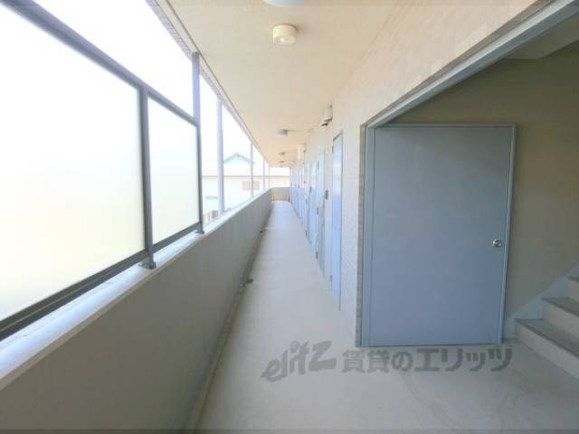 廊下　2階