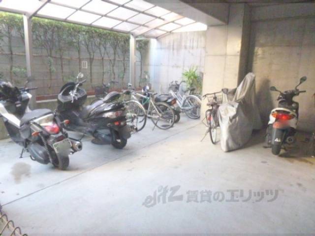 駐輪場
