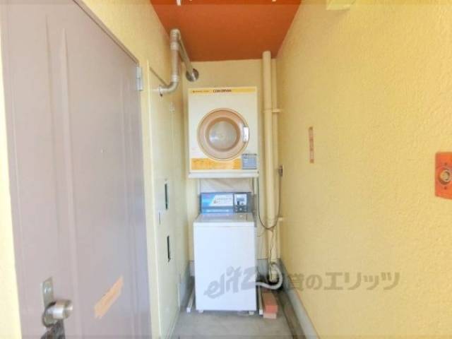 ４階共用ランドリー
