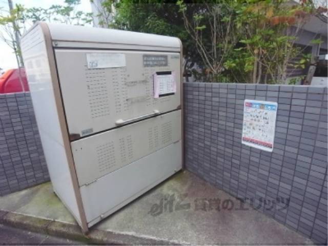 ごみ置き場