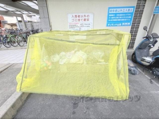 ゴミ置き場