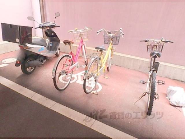 駐輪場
