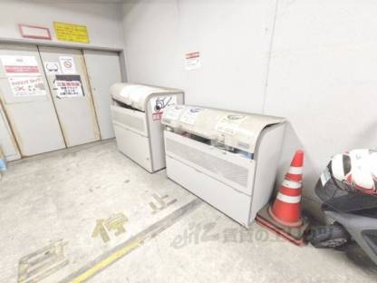 ゴミ置き場