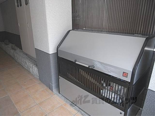 ゴミ回収ボックス