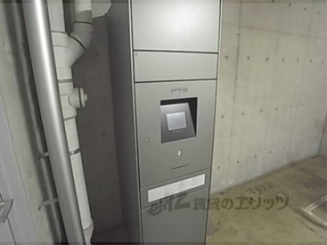 宅配ボックス