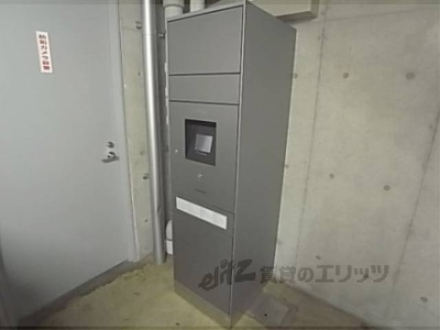 宅配ボックス
