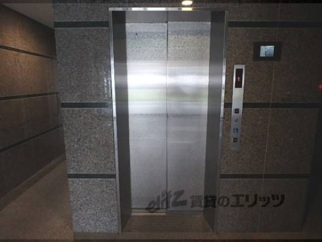 エレベーター