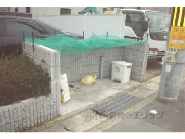 ゴミ置き場