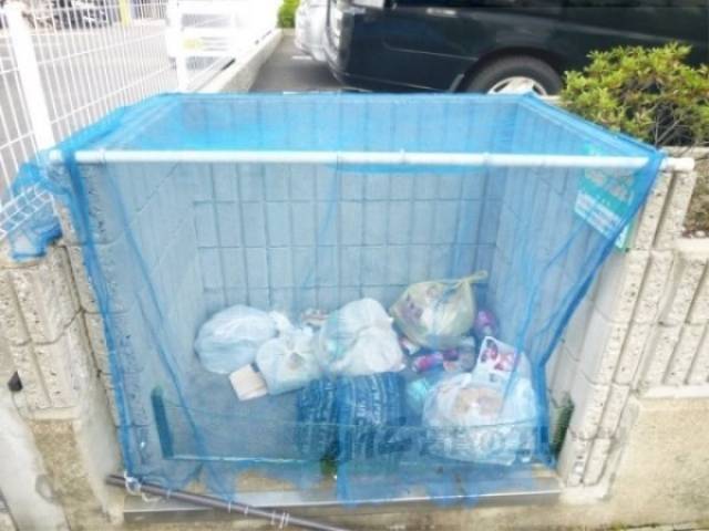 ゴミ置き場