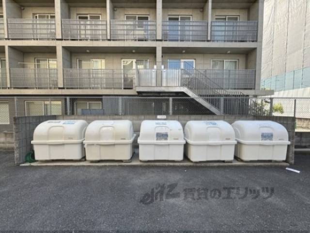 ゴミ置き場