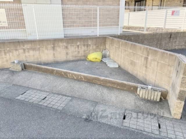 ゴミ置き場