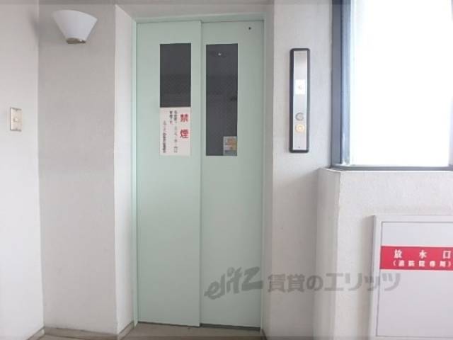 エレベーター