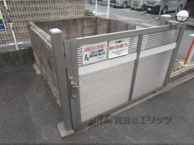 ゴミ置き場