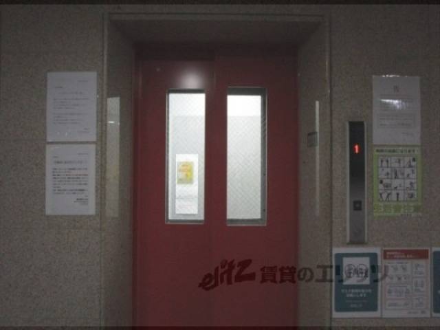 エレベーター