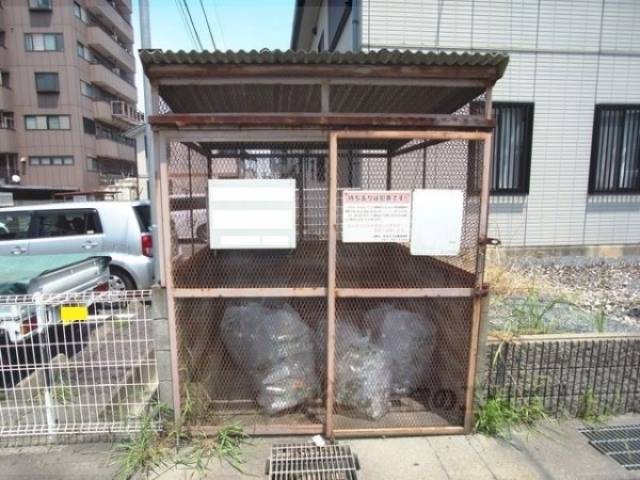 ゴミ置き場