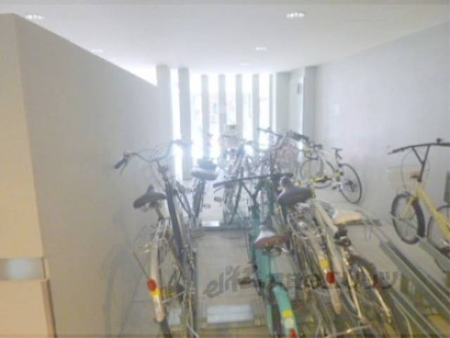 駐輪場